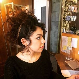 Meet your Posher, Brittney